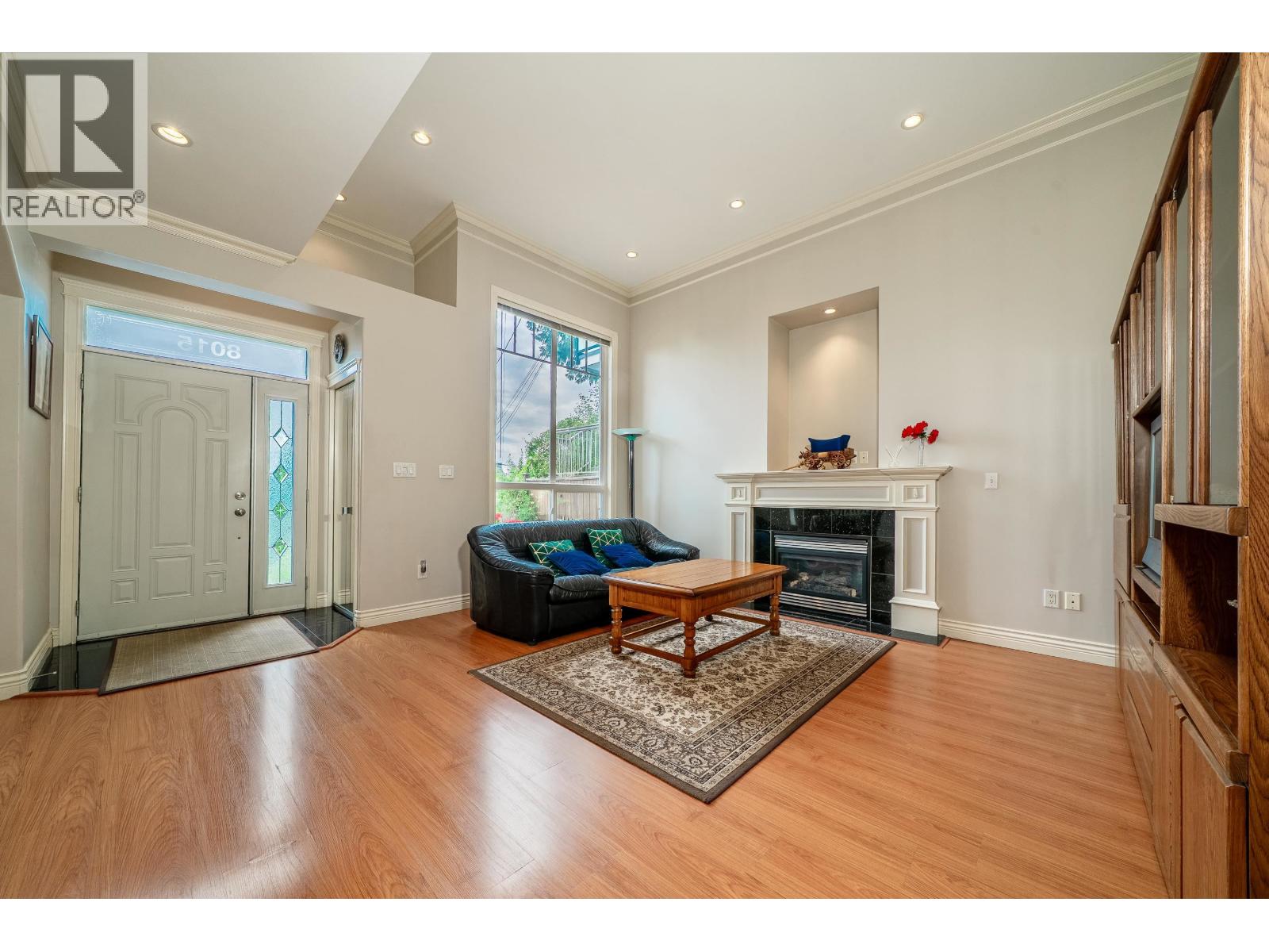 8015 11th Avenue, Burnaby, British Columbia  V3N 2N8 - Photo 9 - R3100129