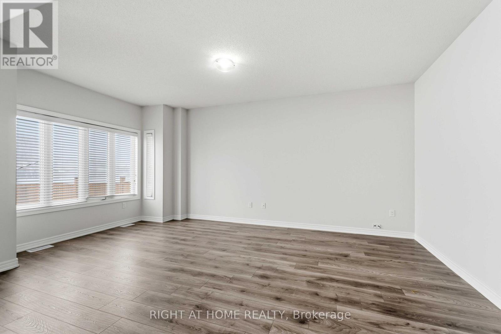 7571 Marpin Court, Niagara Falls, Ontario  L2H 0P3 - Photo 10 - X12869480