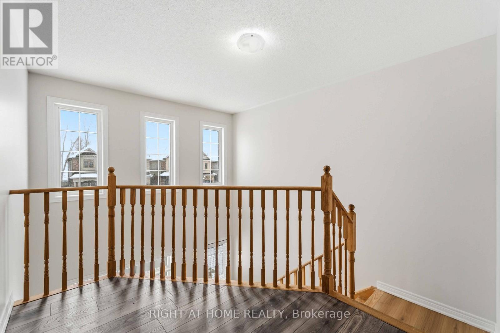 7571 Marpin Court, Niagara Falls, Ontario  L2H 0P3 - Photo 27 - X12869480