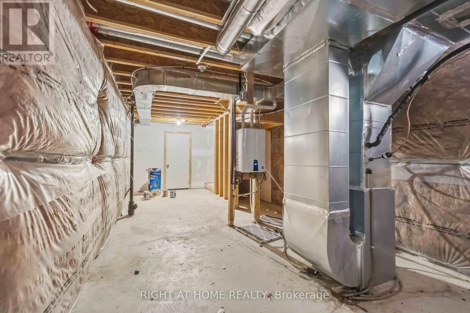 7571 Marpin Court, Niagara Falls, Ontario  L2H 0P3 - Photo 29 - X12869480