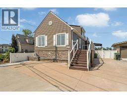 8830 RIVERSIDE DRIVE East, Windsor, Ontario