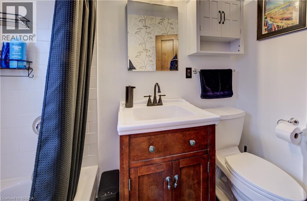 48 Longwood Road N, Hamilton, Ontario  L8S 3V4 - Photo 17 - 40804875