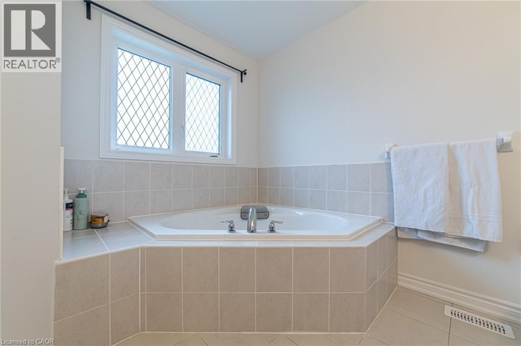 225 Palace Street, Thorold, Ontario  L2V 0N2 - Photo 41 - 40812631