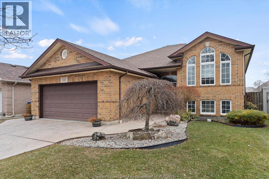 MLS# 26002395: 552 MCTAGUE COURT, Windsor, Canada
