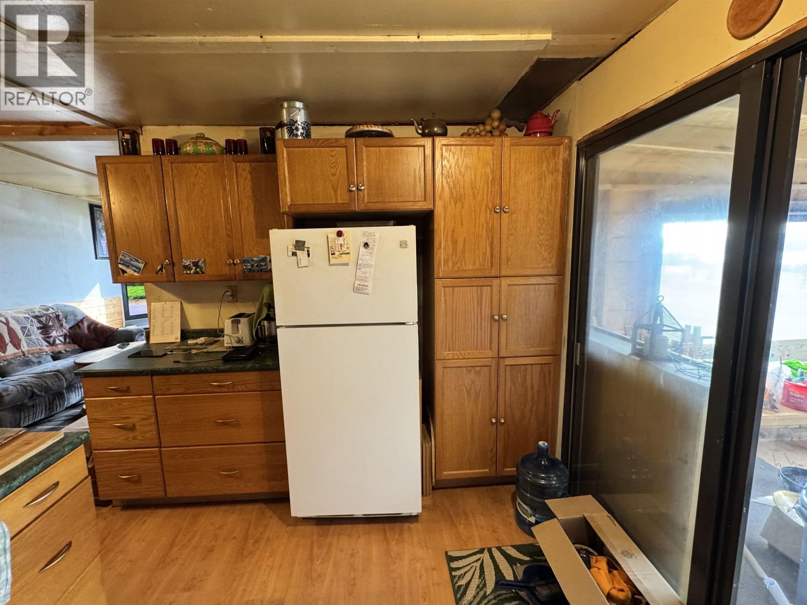 7657 Yells Street, Chilcotin, British Columbia  V0L 1A0 - Photo 12 - R3099953