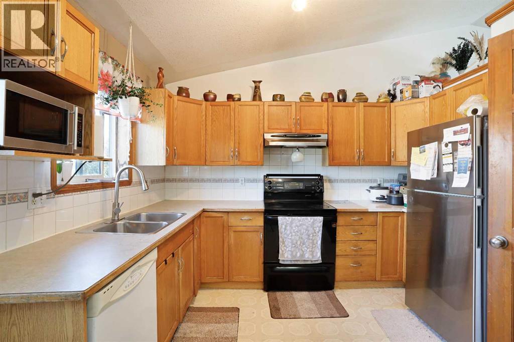 60 Pleasant Park Road W, Brooks, Alberta  T1R 1H3 - Photo 11 - A2258557
