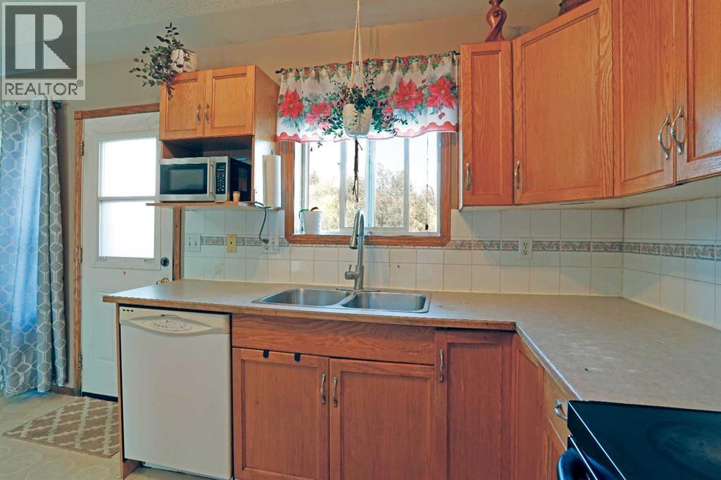 60 Pleasant Park Road W, Brooks, Alberta  T1R 1H3 - Photo 13 - A2258557