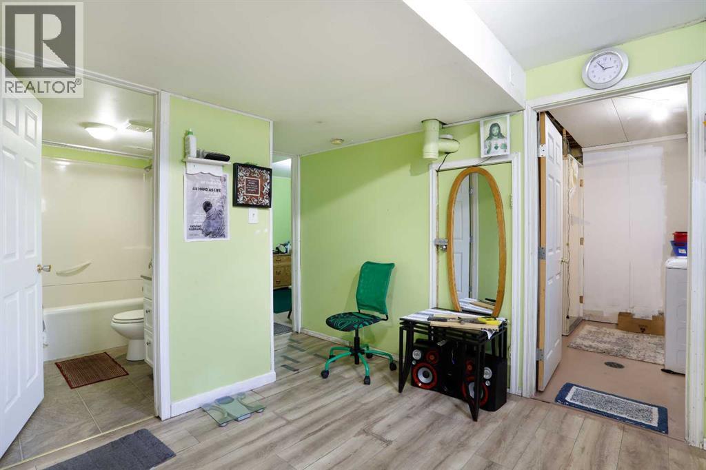 60 Pleasant Park Road W, Brooks, Alberta  T1R 1H3 - Photo 32 - A2258557