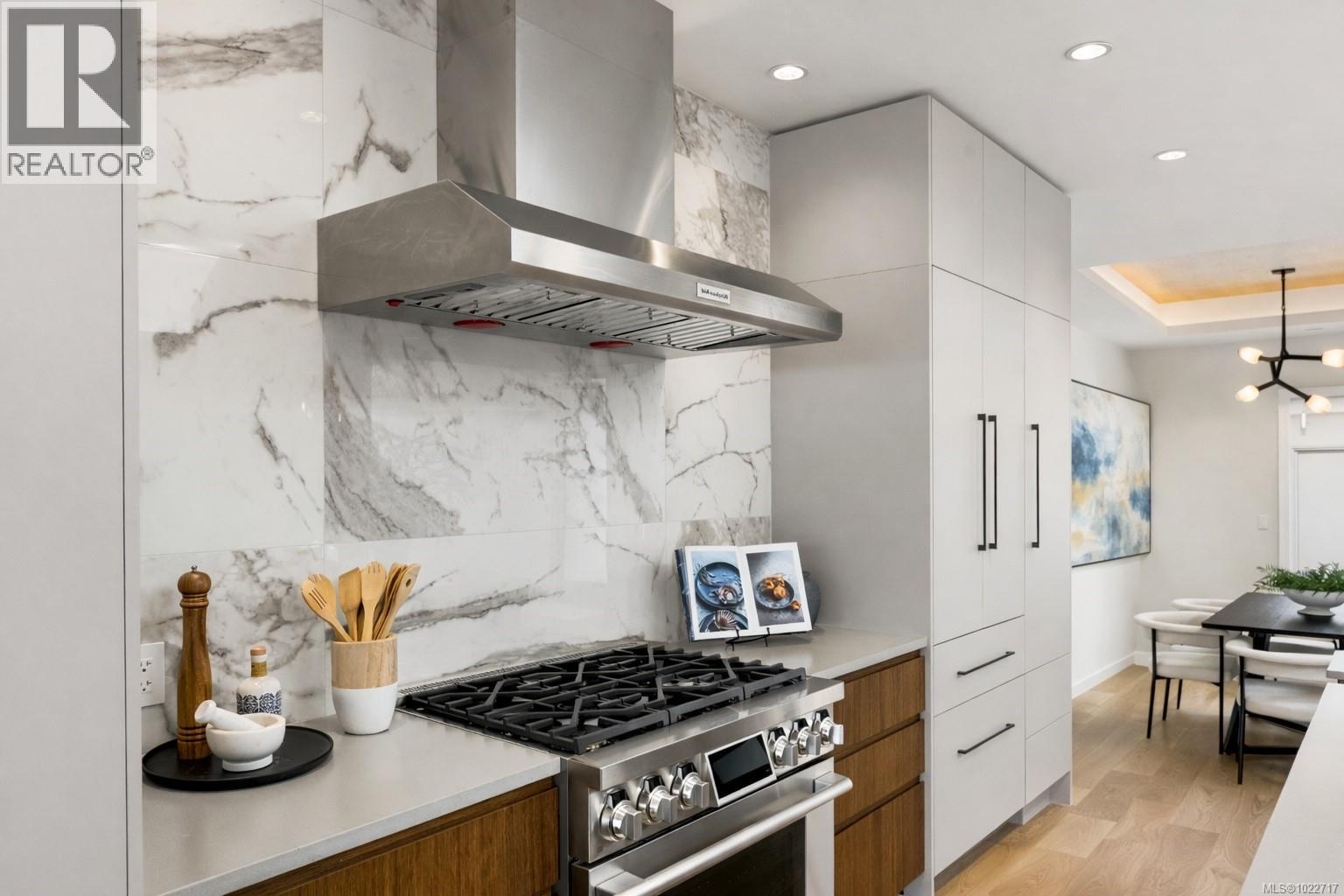 201 2270 Harbour Rd, Sidney, British Columbia  V8L 2P6 - Photo 10 - 1022717