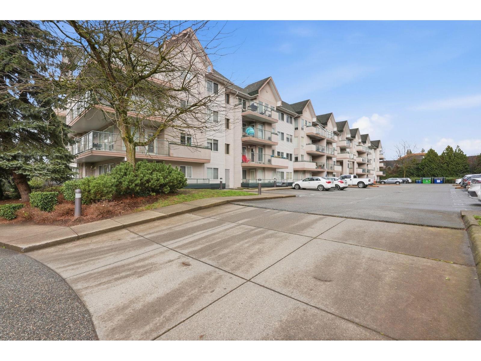 402 33738 KING ROAD, Abbotsford, British Columbia