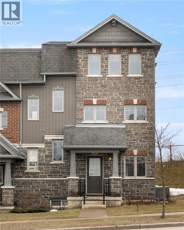 31 Eliza Avenue, Kitchener, Ontario N2E 0G2 - Photo 2 - 40811194