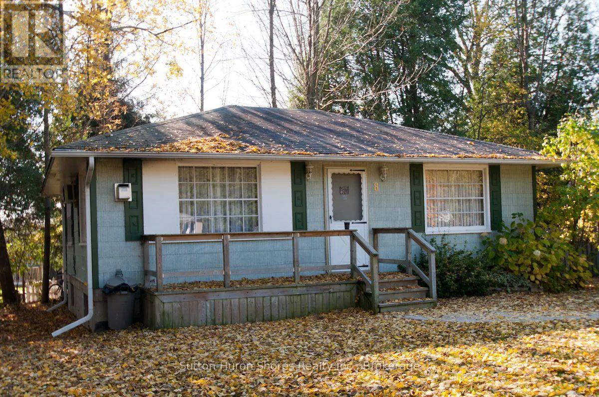 95 Mcvicar Street, Saugeen Shores, Ontario  N0H 2C0 - Photo 2 - X12888428