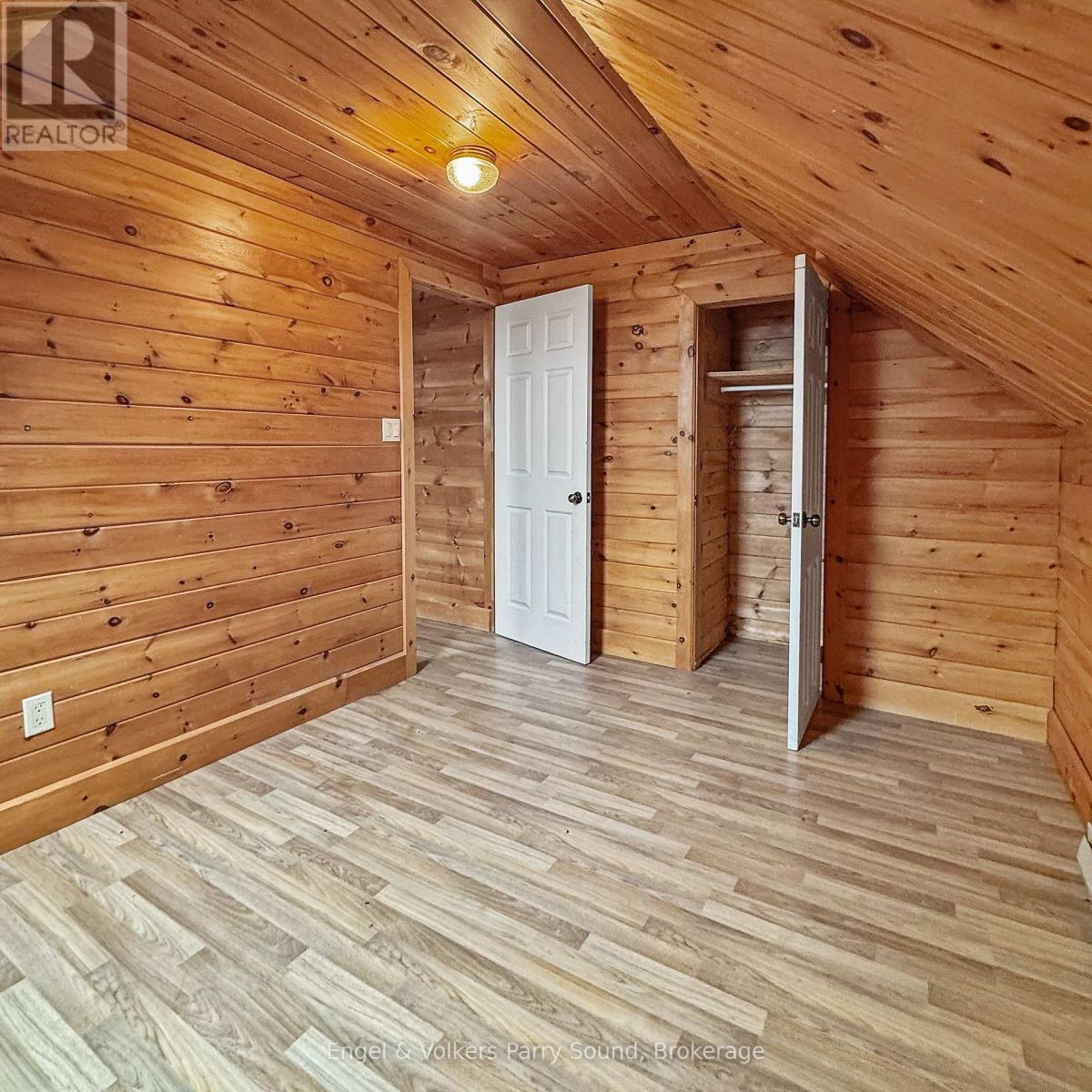 302 - 84 Great North Road, Parry Sound, Ontario  P2A 2N8 - Photo 3 - X12888506