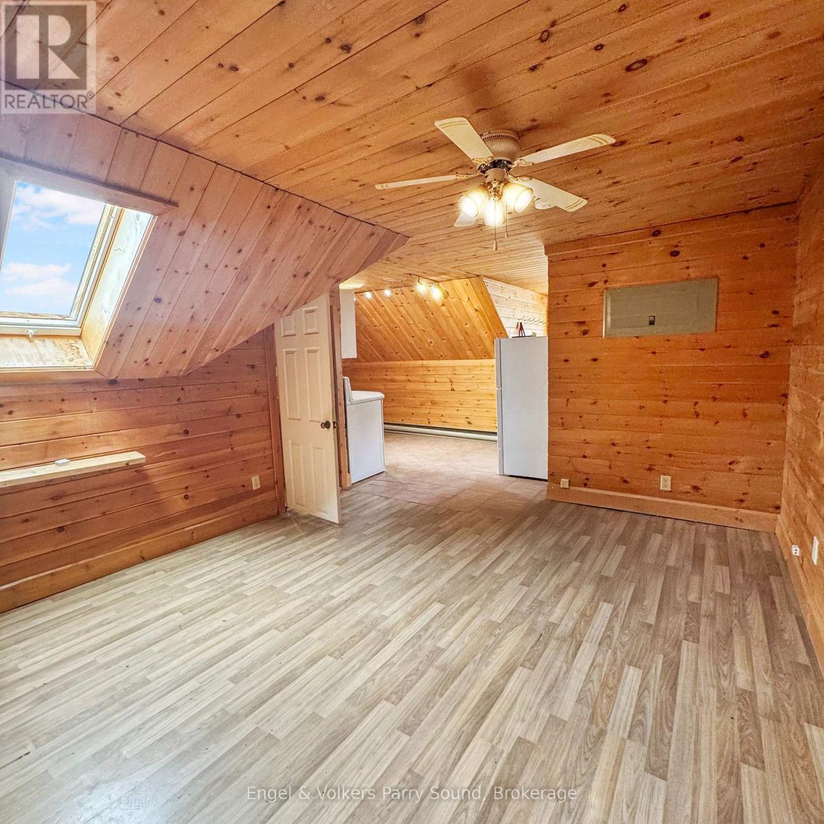 302 - 84 Great North Road, Parry Sound, Ontario  P2A 2N8 - Photo 5 - X12888506