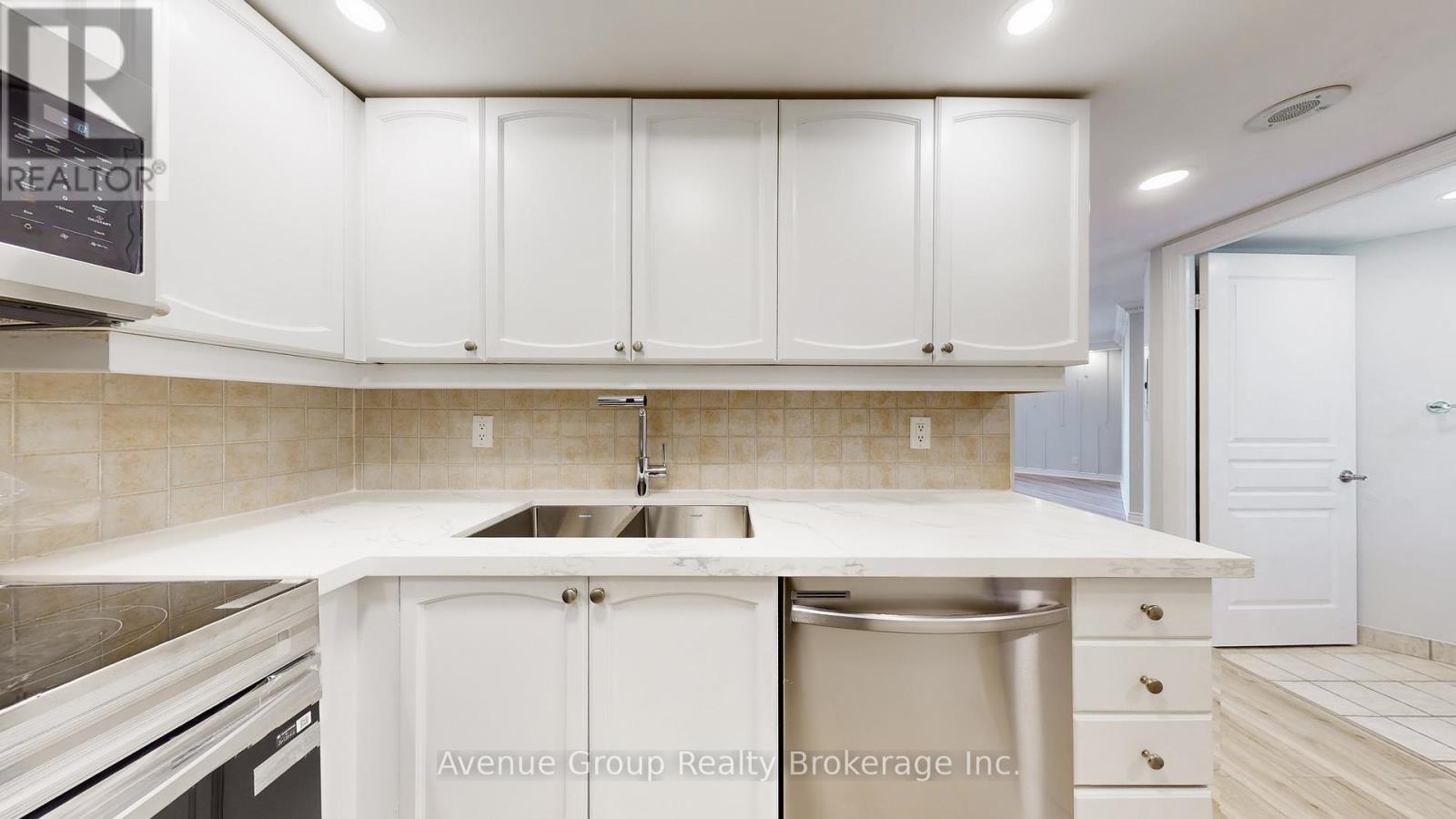 1929 - 15 Northtown Way, Toronto, Ontario  M2N 7A2 - Photo 21 - C12888436