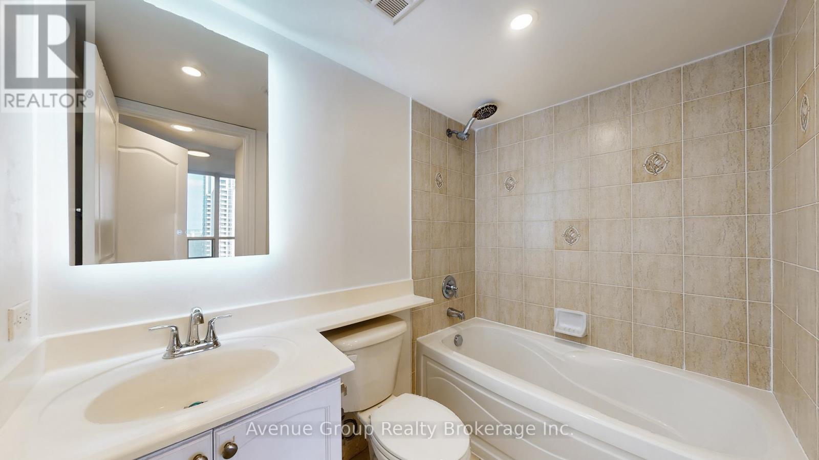 1929 - 15 Northtown Way, Toronto, Ontario  M2N 7A2 - Photo 31 - C12888436