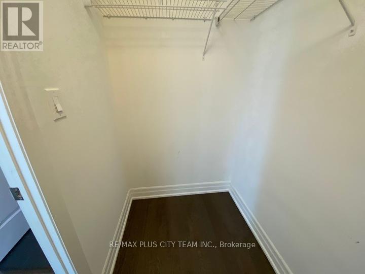 4906 - 8 The Esplanade, Toronto (Waterfront Communities), Ontario  M5E 0A6 - Photo 12 - C12888442