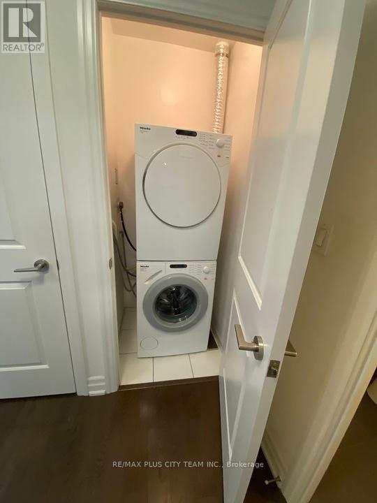 4906 - 8 The Esplanade, Toronto (Waterfront Communities), Ontario  M5E 0A6 - Photo 15 - C12888442