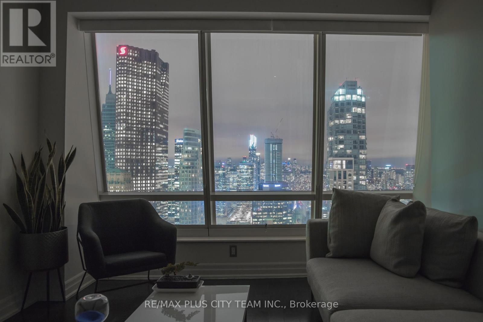 4906 - 8 The Esplanade, Toronto (Waterfront Communities), Ontario  M5E 0A6 - Photo 4 - C12888442