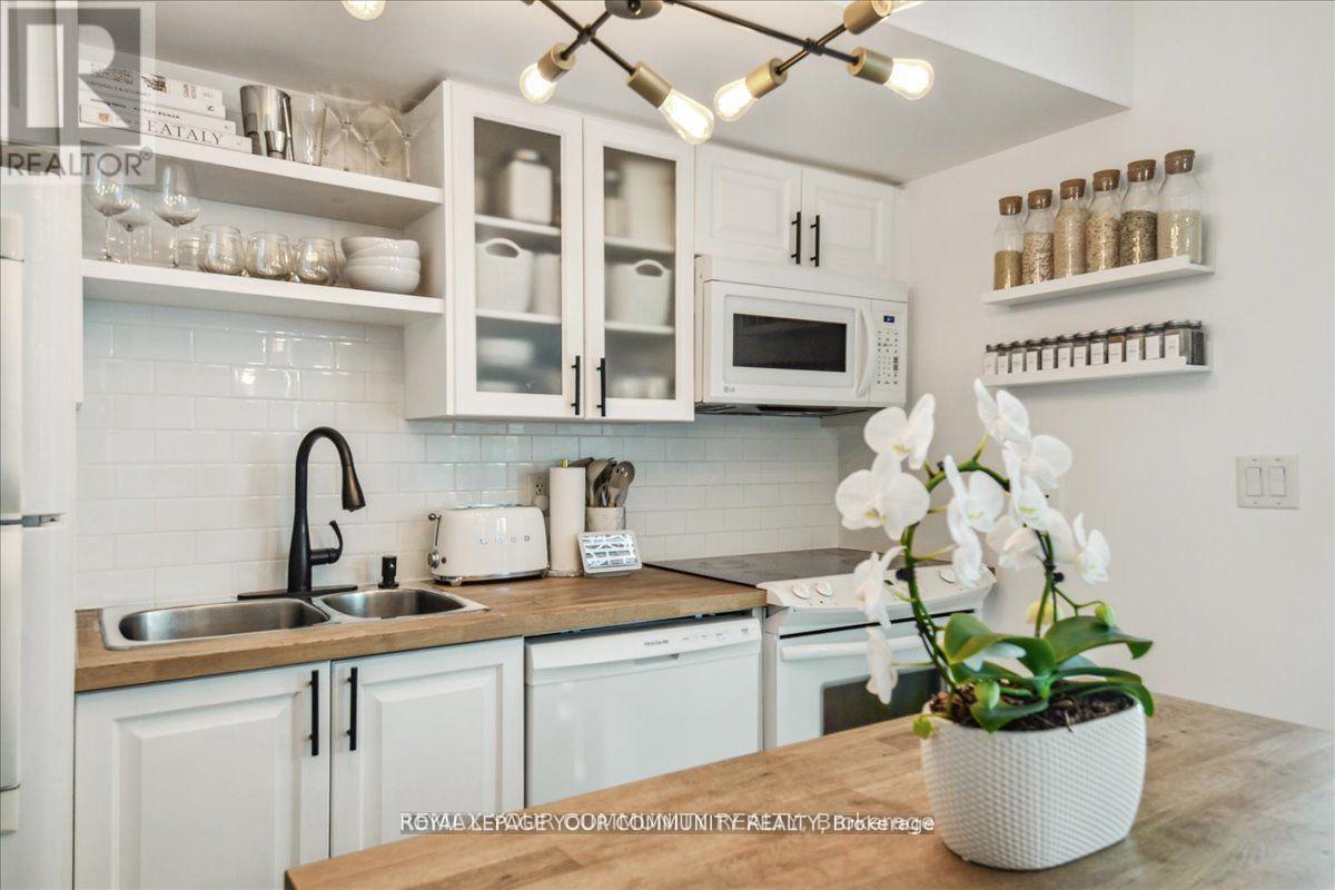 1810 - 600 Fleet Street, Toronto, Ontario  M5V 1B7 - Photo 16 - C12888470