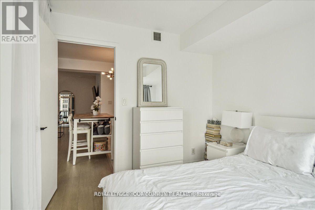 1810 - 600 Fleet Street, Toronto, Ontario  M5V 1B7 - Photo 24 - C12888470