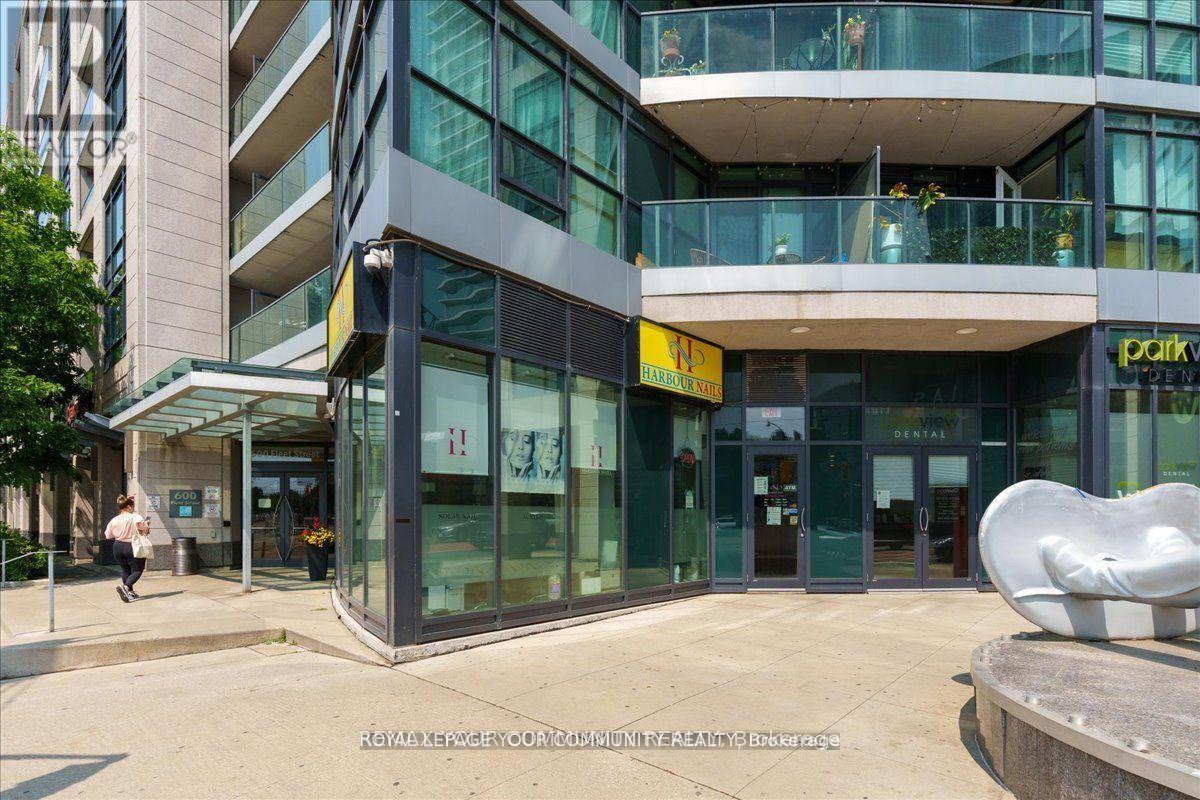 1810 - 600 Fleet Street, Toronto, Ontario  M5V 1B7 - Photo 5 - C12888470