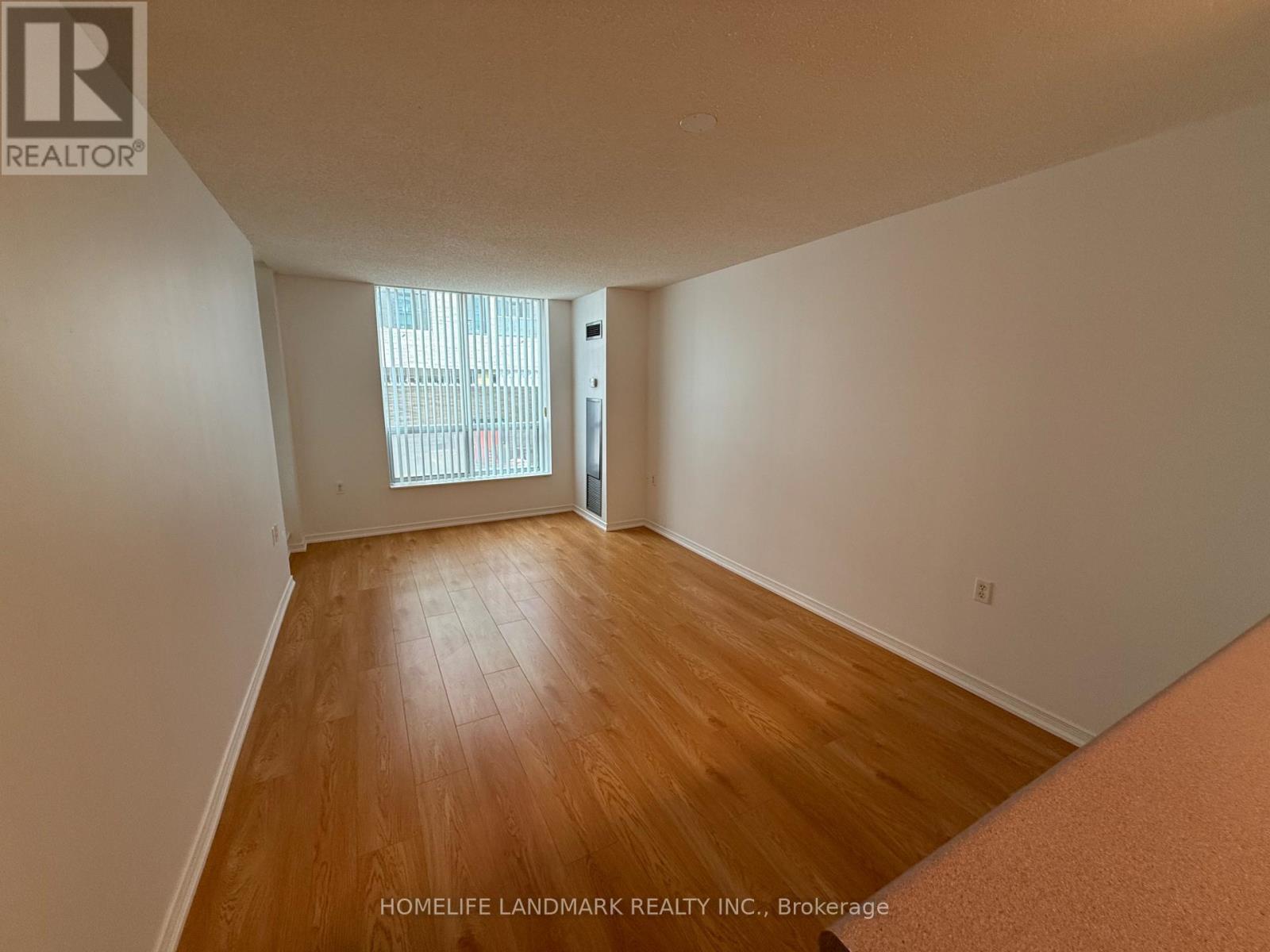 215 - 28 OLIVE AVENUE, toronto (willowdale east), Ontario