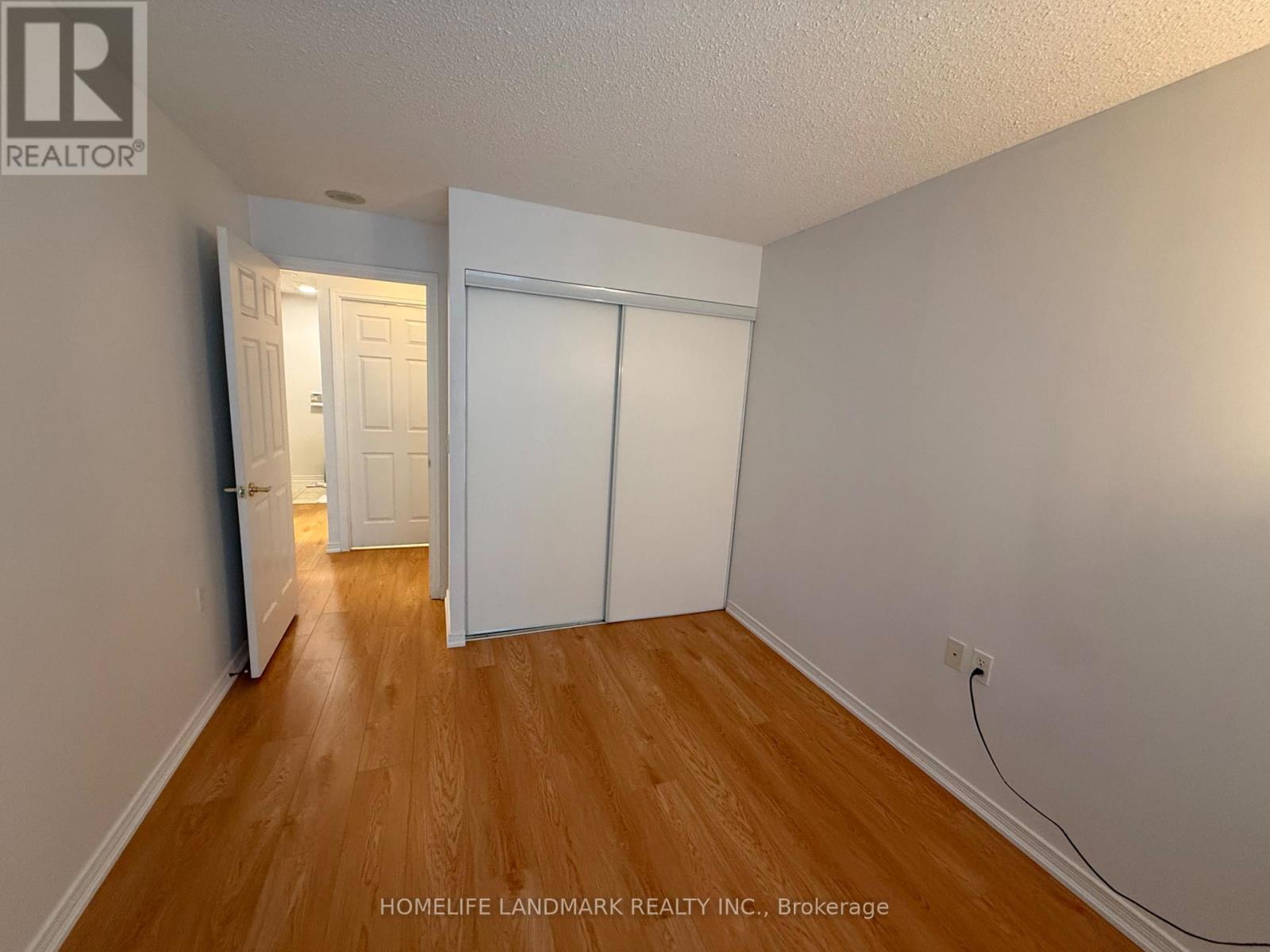 215 - 28 Olive Avenue, Toronto, Ontario  M2N 7E6 - Photo 4 - C12888514