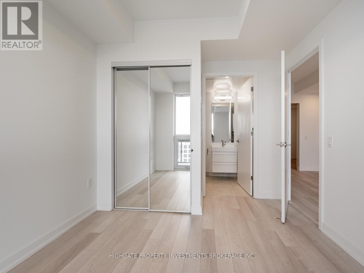 3801 - 39 Roehampton Avenue, Toronto, Ontario  M4P 0G1 - Photo 19 - C12888528