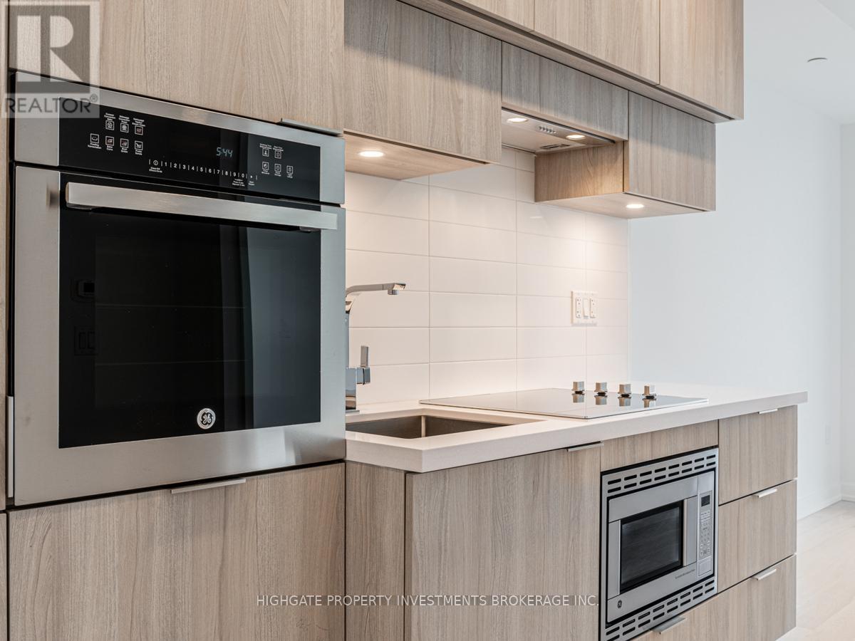 3801 - 39 Roehampton Avenue, Toronto, Ontario  M4P 0G1 - Photo 7 - C12888528