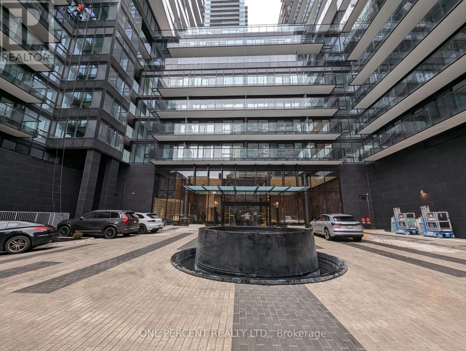 1104 - 127 Broadway Avenue, Toronto, Ontario  M4P 1V4 - Photo 2 - C12888530