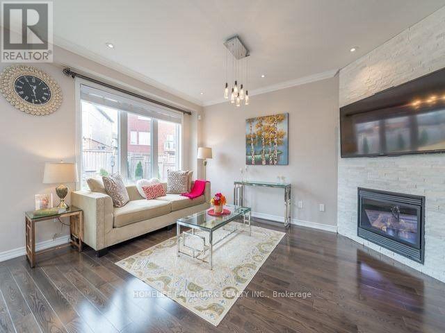 98 Stoyell Drive, Richmond Hill, Ontario  L4E 0M8 - Photo 7 - N12888488