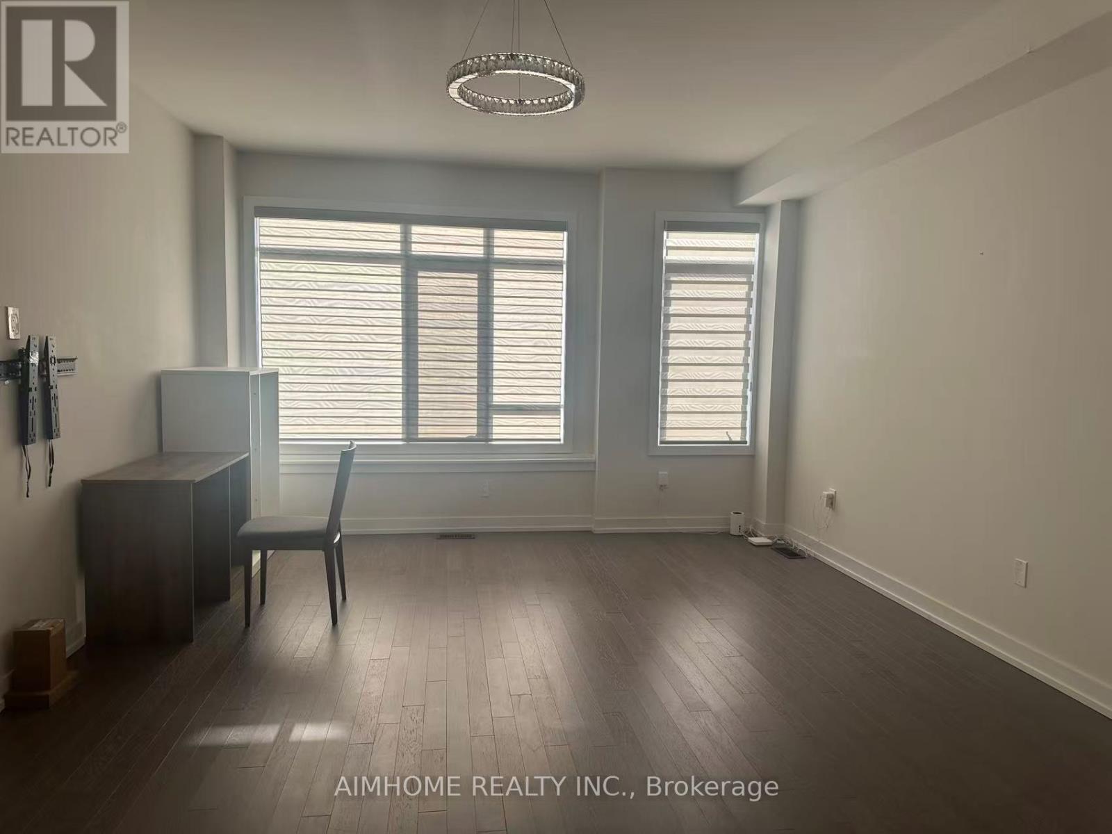 159 Salterton Circle, Vaughan, Ontario  L6A 4Z1 - Photo 10 - N12888534