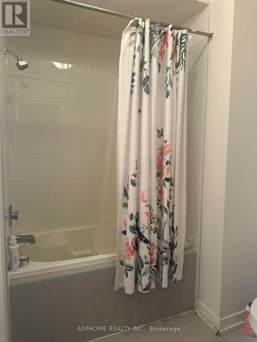 159 Salterton Circle, Vaughan, Ontario  L6A 4Z1 - Photo 18 - N12888534