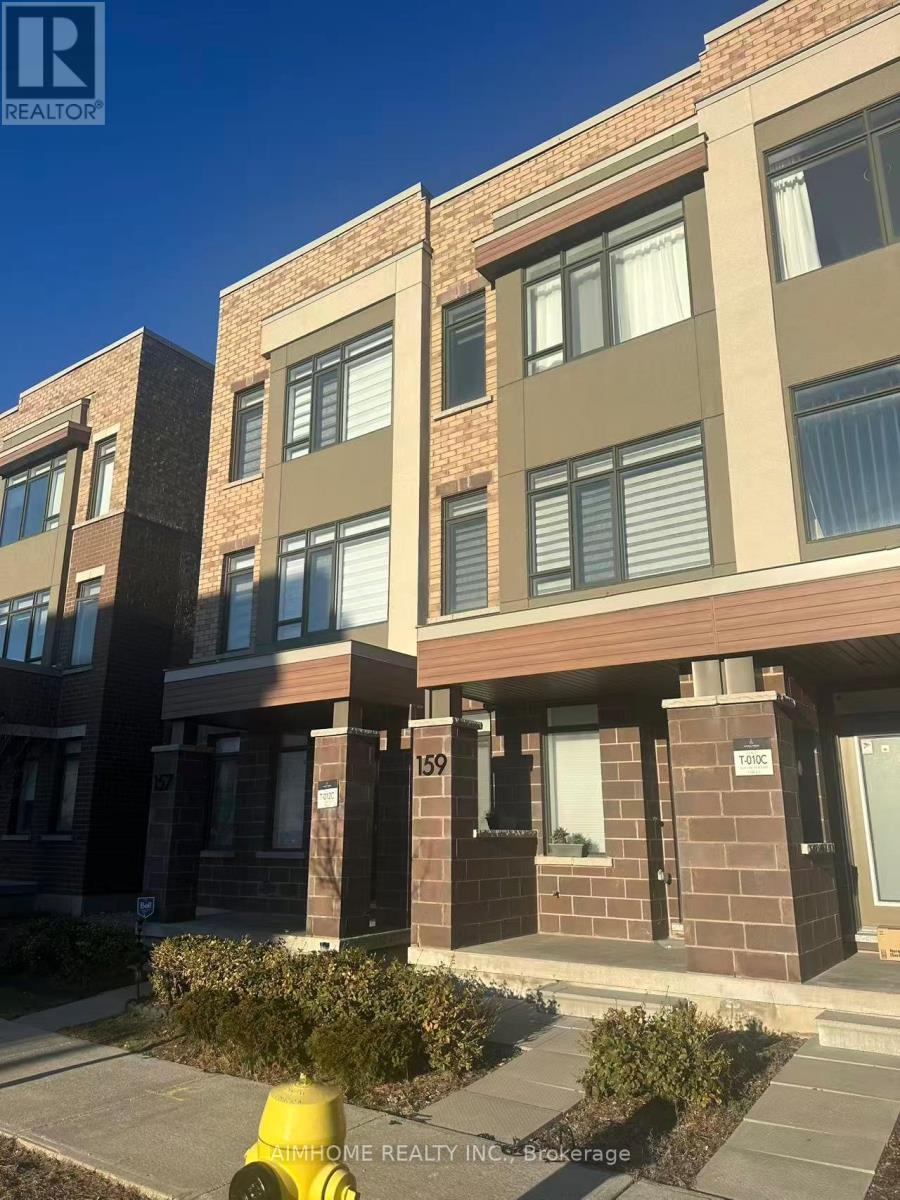 159 Salterton Circle, Vaughan, Ontario  L6A 4Z1 - Photo 2 - N12888534