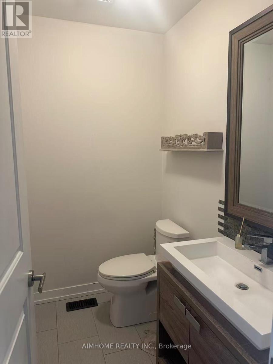 159 Salterton Circle, Vaughan, Ontario  L6A 4Z1 - Photo 9 - N12888534