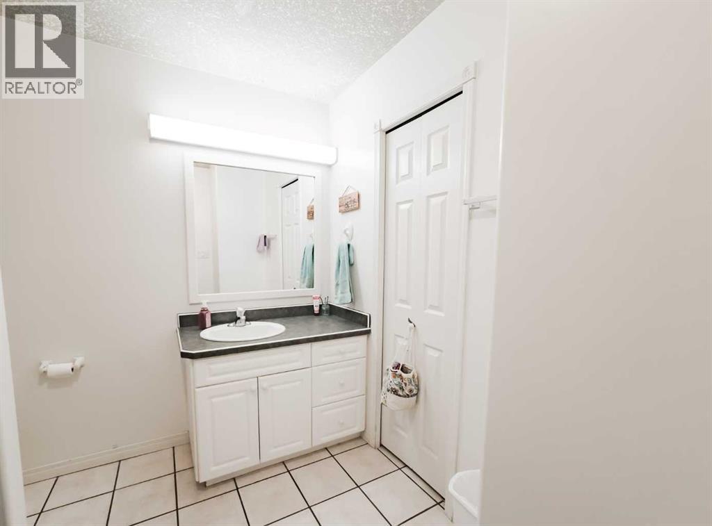 9105 Forest Street, La Crete, Alberta T0H 2H0 - Photo 17 - A2292436