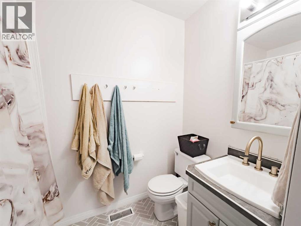 9105 Forest Street, La Crete, Alberta T0H 2H0 - Photo 21 - A2292436