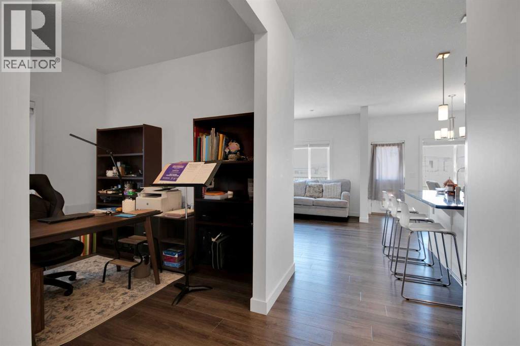 301 Sage Meadows Park Nw, Calgary, Alberta  T3P 1P6 - Photo 6 - A2276217