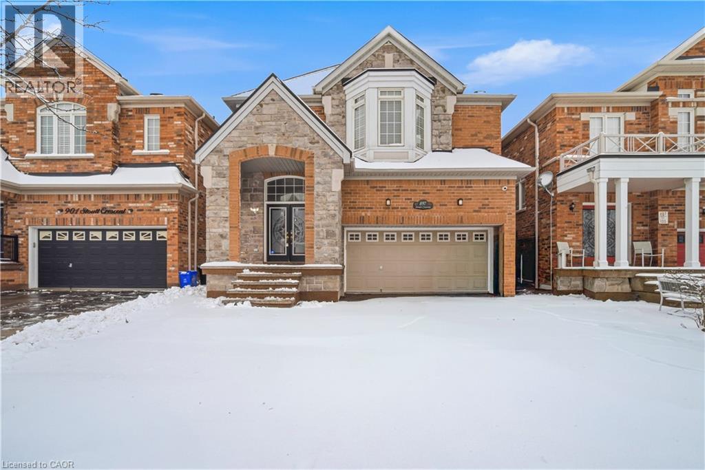 897 Stoutt Crescent, Oakville, Ontario  L9T 7R1 - Photo 1 - 40812647