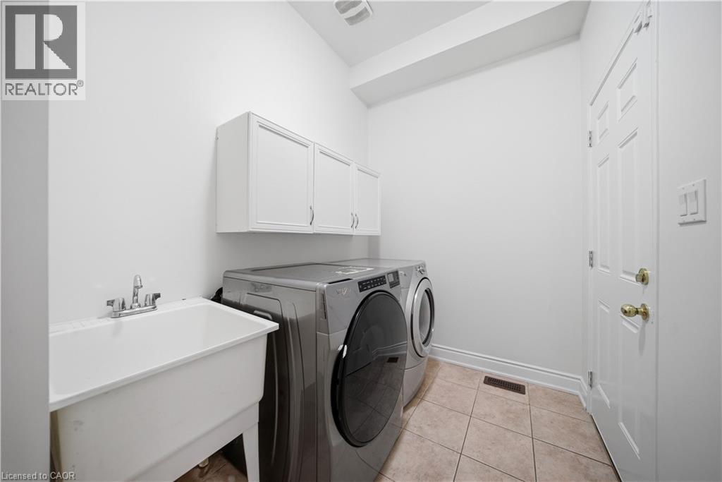 897 Stoutt Crescent, Oakville, Ontario  L9T 7R1 - Photo 11 - 40812647