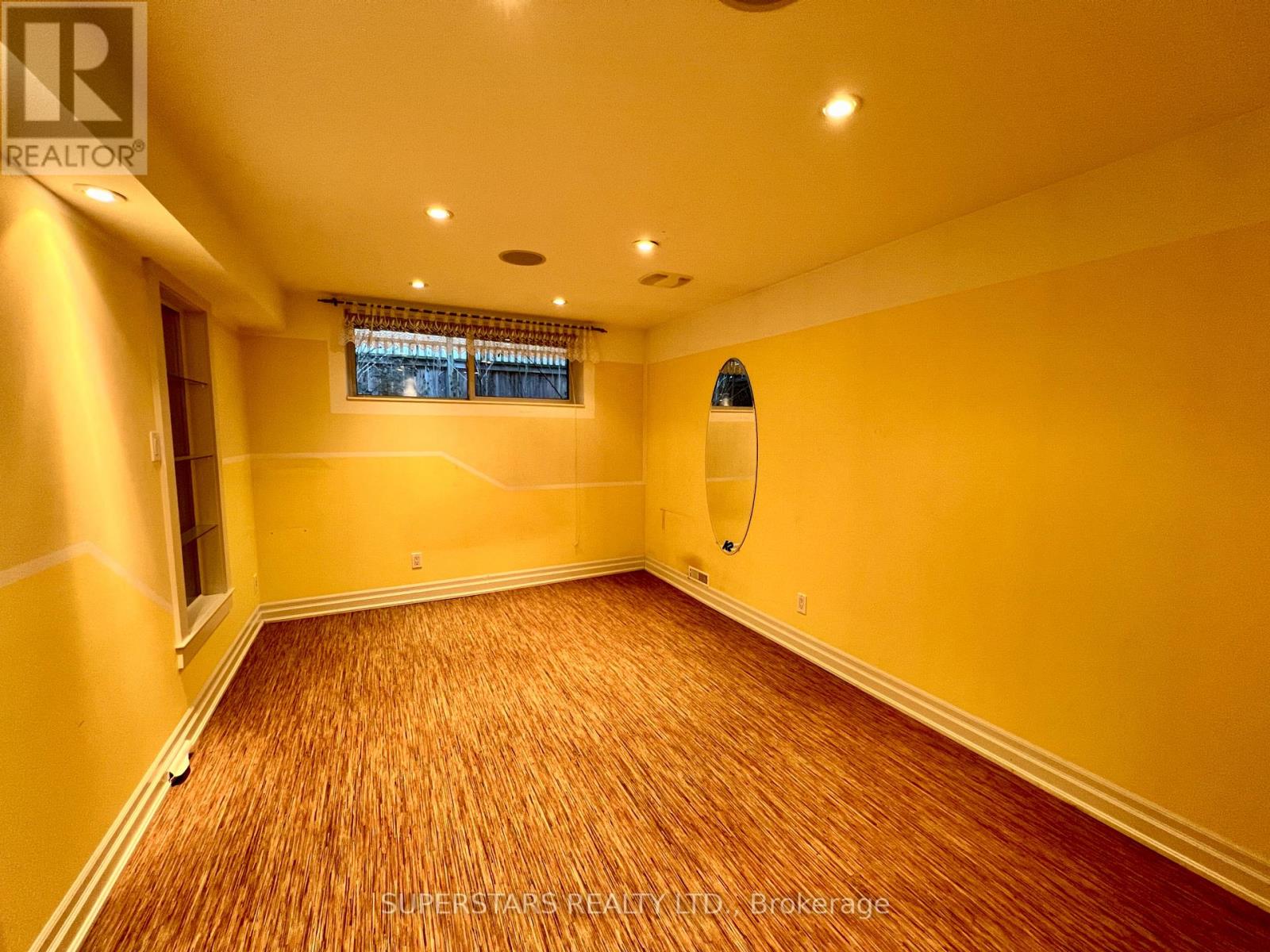 366 Winston Road, Oakville, Ontario  L6L 4W5 - Photo 12 - W12888432