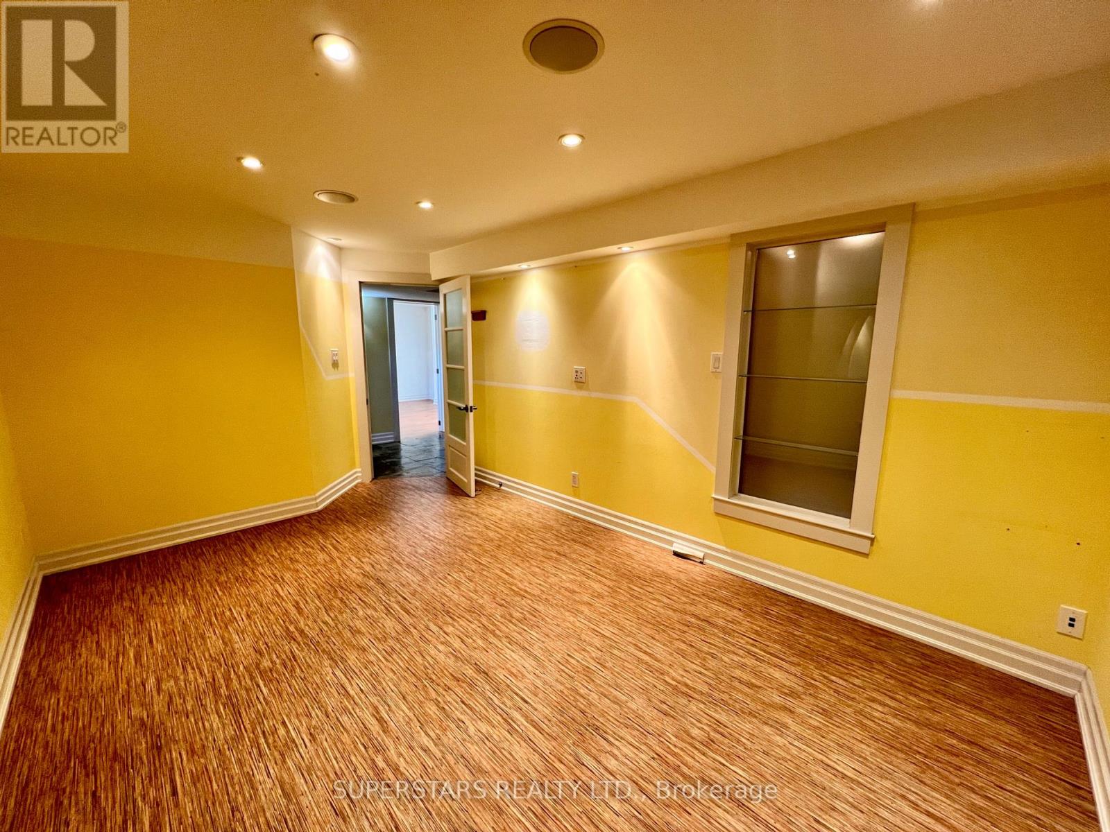 366 Winston Road, Oakville, Ontario  L6L 4W5 - Photo 13 - W12888432