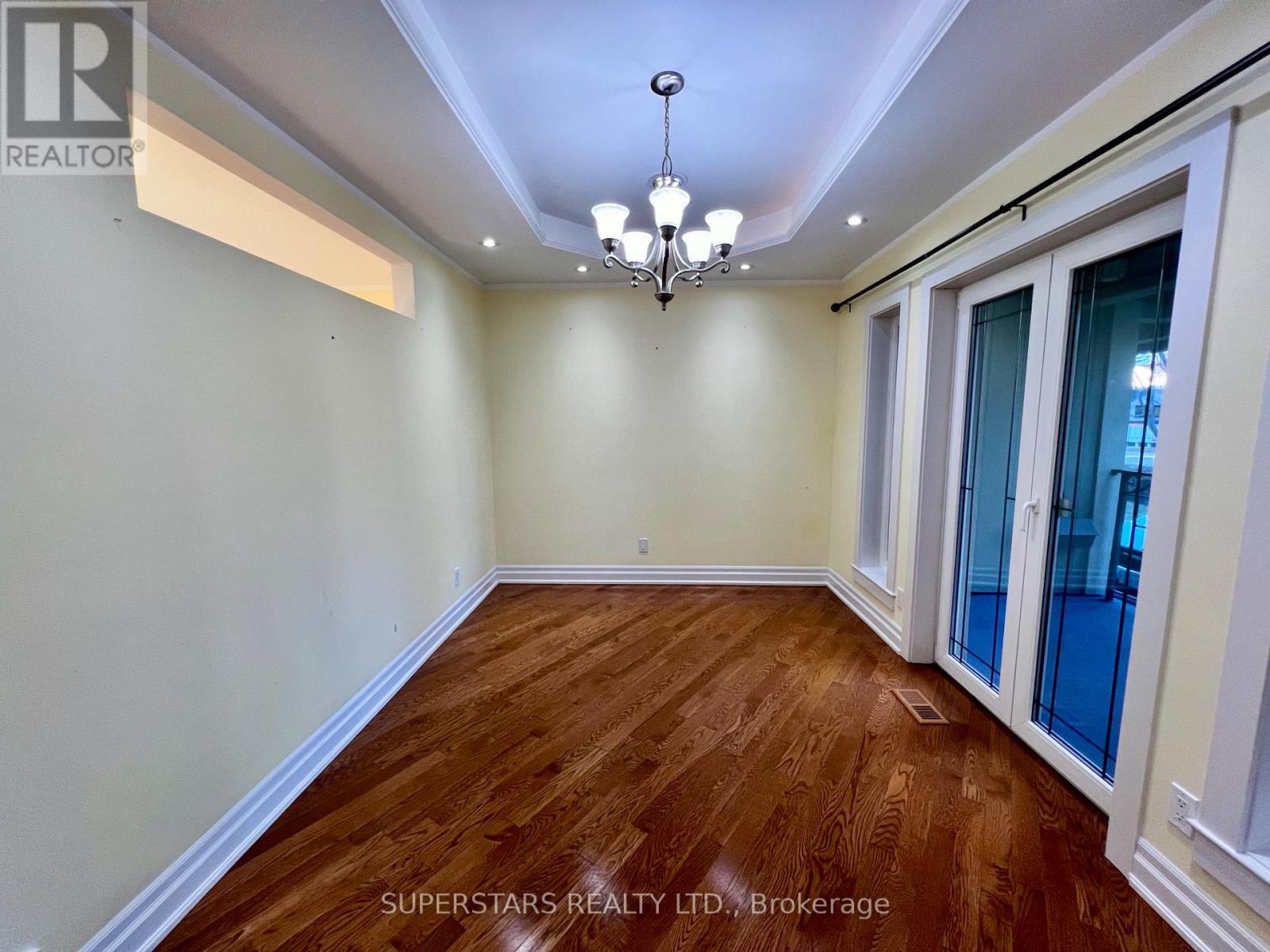 366 Winston Road, Oakville, Ontario  L6L 4W5 - Photo 21 - W12888432