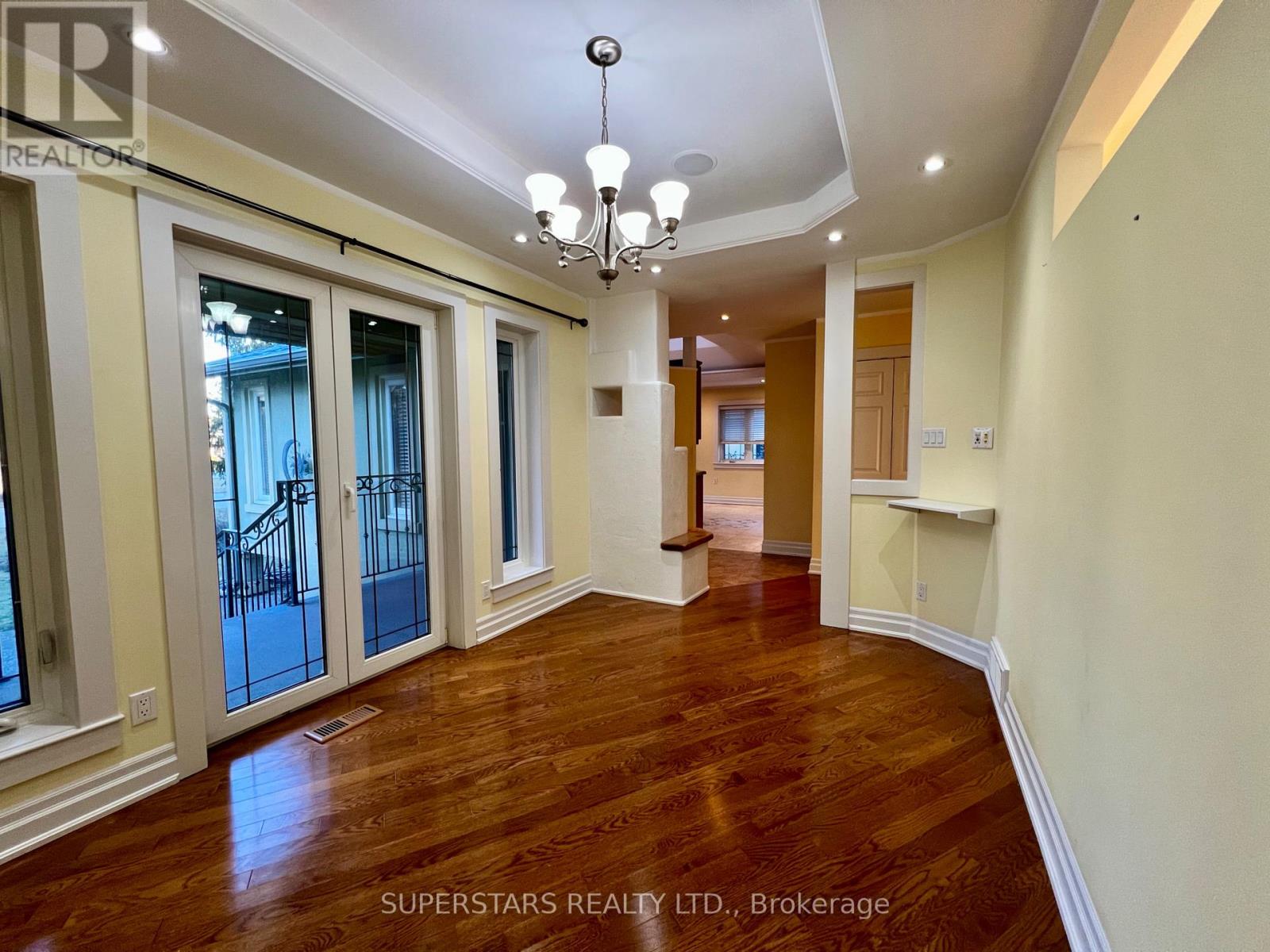 366 Winston Road, Oakville, Ontario  L6L 4W5 - Photo 23 - W12888432