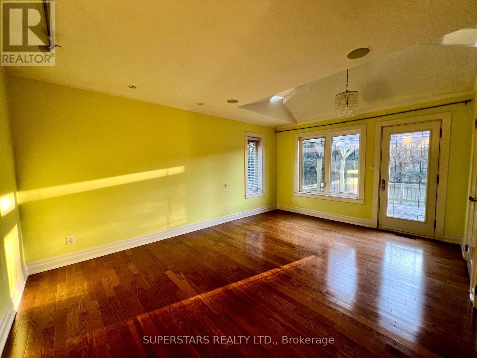 366 Winston Road, Oakville, Ontario  L6L 4W5 - Photo 25 - W12888432