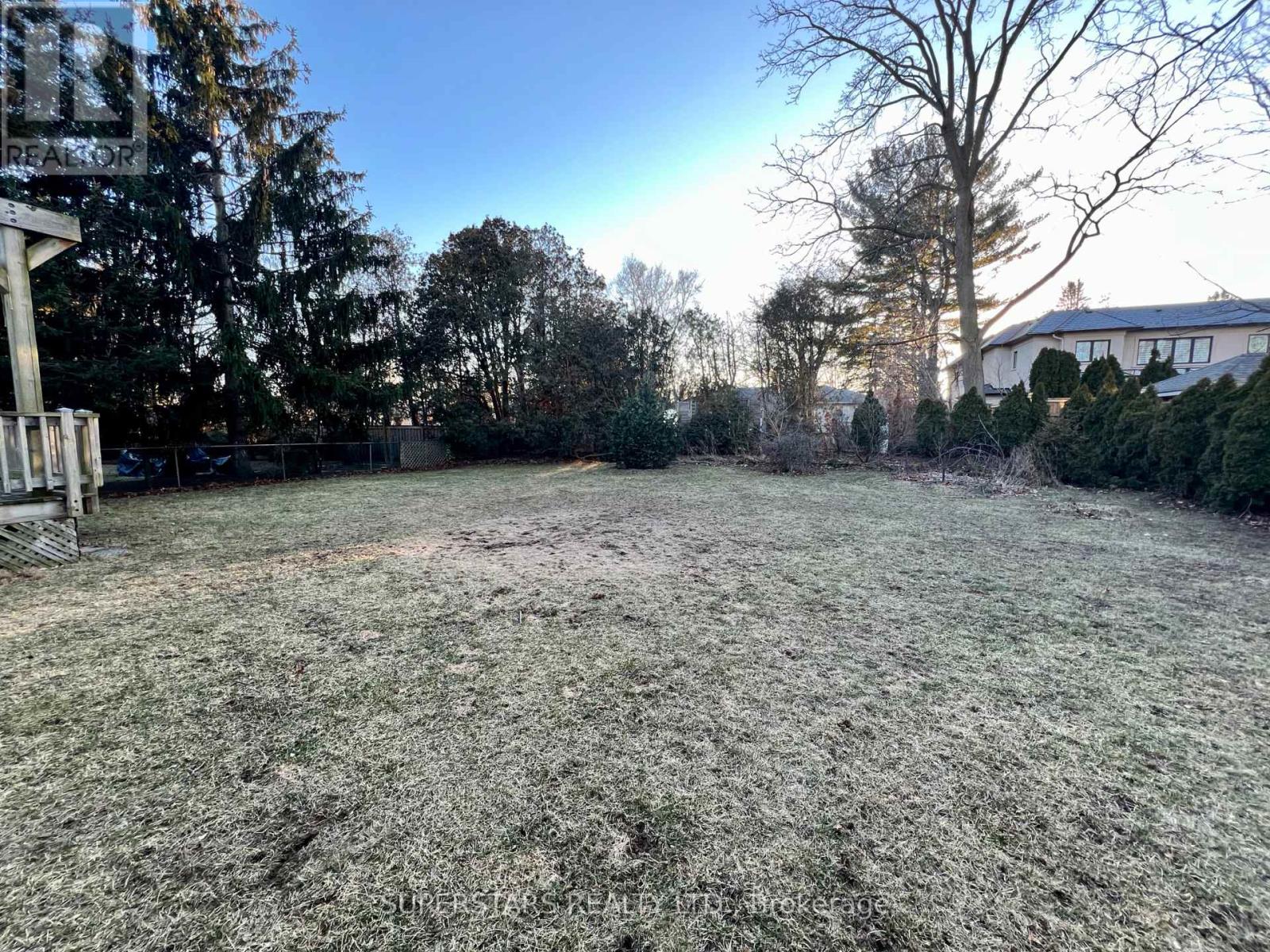 366 Winston Road, Oakville, Ontario  L6L 4W5 - Photo 32 - W12888432