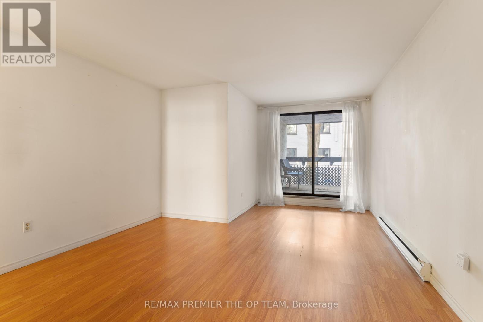 37 - 1016 Falgarwood Drive, Oakville, Ontario  L6H 2P5 - Photo 31 - W12888438