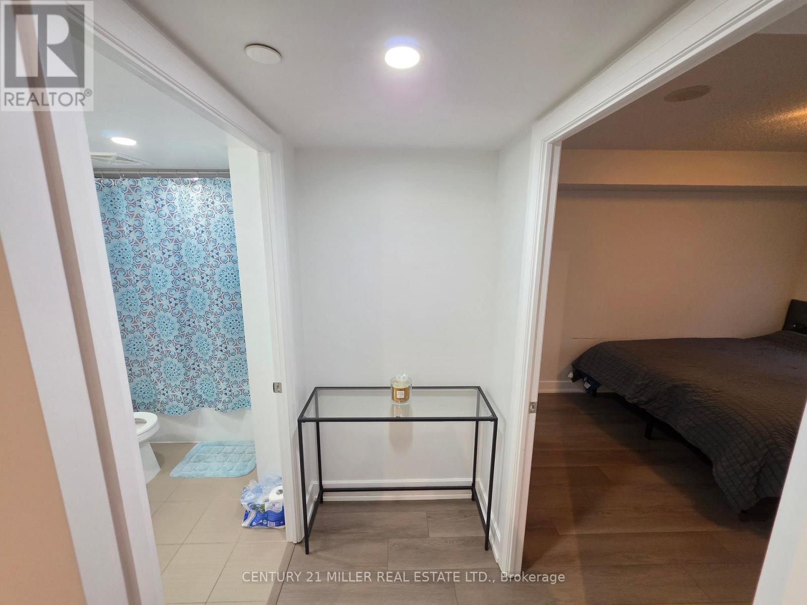 811 - 6 Eva Road, Toronto (Etobicoke West Mall), Ontario  M9C 4Z5 - Photo 17 - W12888440