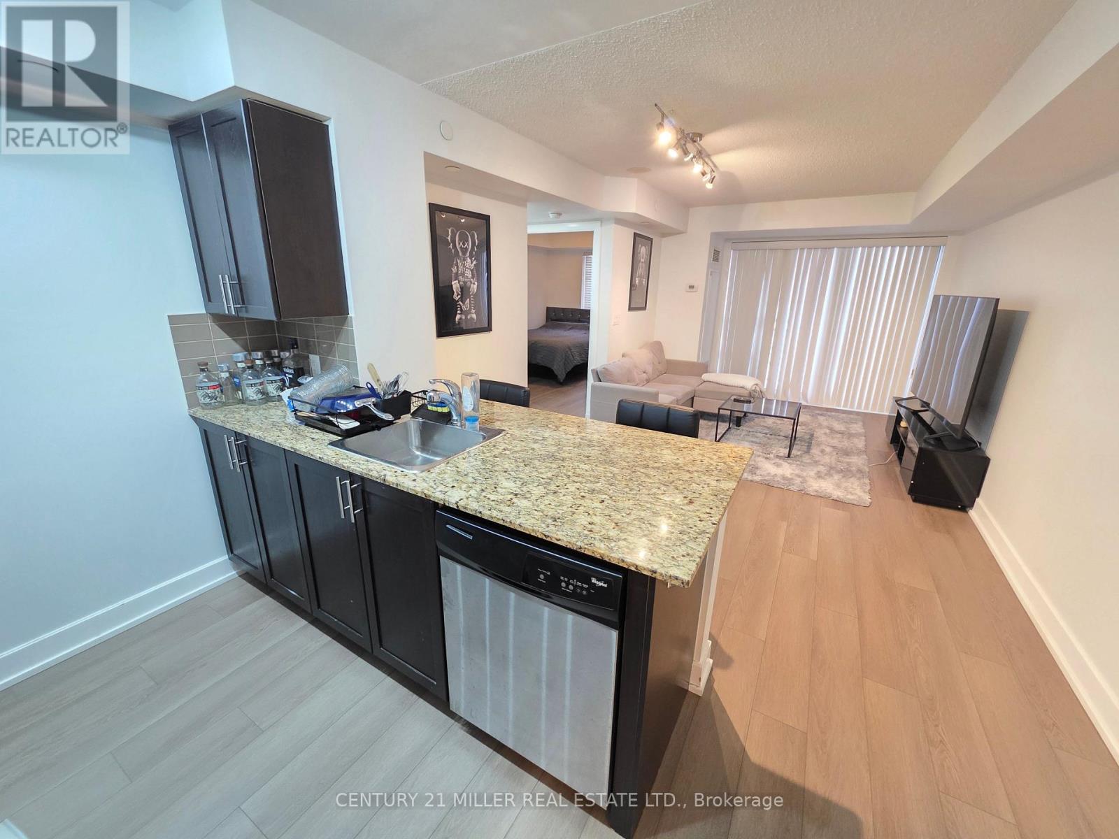 811 - 6 Eva Road, Toronto (Etobicoke West Mall), Ontario  M9C 4Z5 - Photo 8 - W12888440